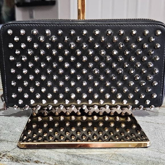 NWT- Christian Louboutin Black Studded Black Wallet - Picture 1 of 9